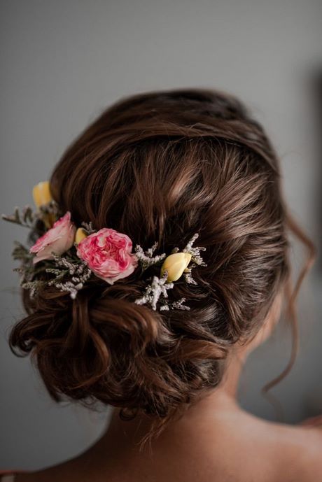 coiffure-mariage-moderne-2021-55_9 ﻿Coiffure mariage moderne 2021