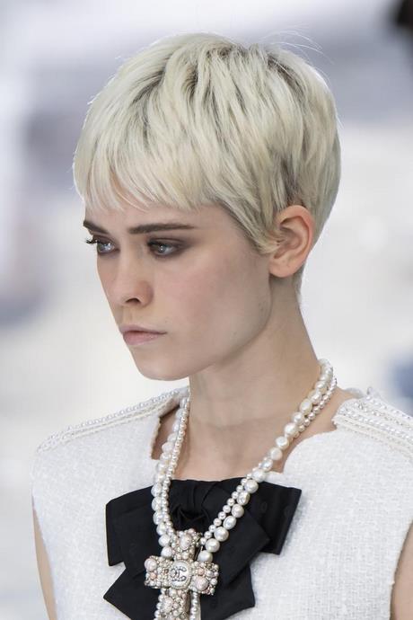 coupe-cheveux-courts-hiver-2021-20_18 Coupe cheveux courts hiver 2021