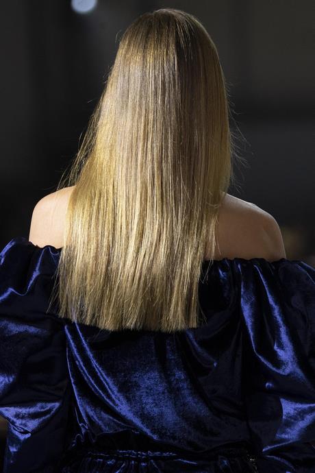 coupe-cheveux-long-femme-2021-39_18 Coupe cheveux long femme 2021
