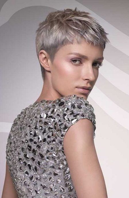 modele-coiffure-femme-courte-2021-56 Modele coiffure femme courte 2021