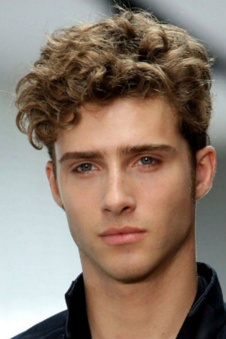 belle-coupe-de-cheveux-homme-2018-33_18 Belle coupe de cheveux homme 2018