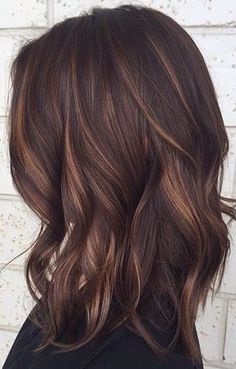 tendance-couleur-cheveux-2018-femme-48_8 Tendance couleur cheveux 2018 femme