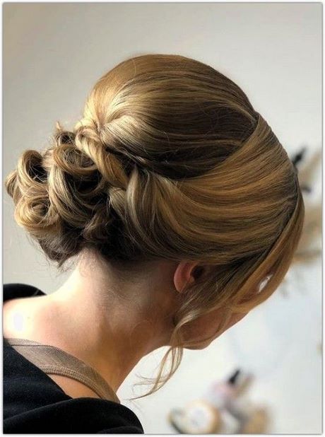 chignon-femme-2019-42_18 Chignon femme 2019