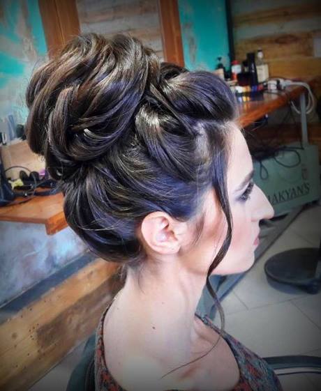 coiffure-chignon-2019-72_11 Coiffure chignon 2019