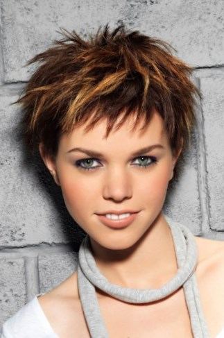 modele-de-coupe-de-cheveux-femme-2019-92_14 Modele de coupe de cheveux femme 2019