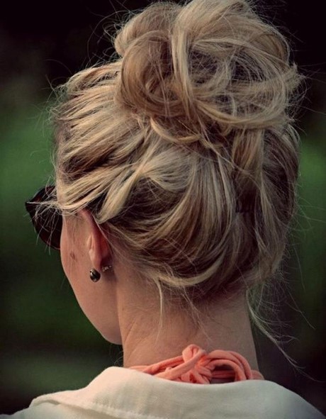 chignon-flou-haut-94_7 Chignon flou haut