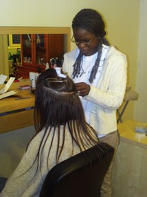 coiffeuse-africaine-25_4 Coiffeuse africaine