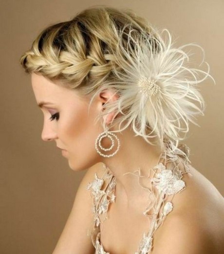 coiffures-mariage-cheveux-mi-longs-54_18 Coiffures mariage cheveux mi longs