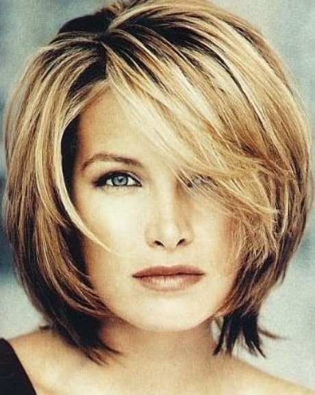 modele-de-coiffure-carr-effil-96_10 Modele de coiffure carré effilé