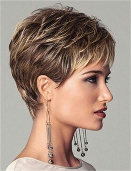 coupe-cheveux-court-2020-femme-28_6 Coupe cheveux court 2020 femme