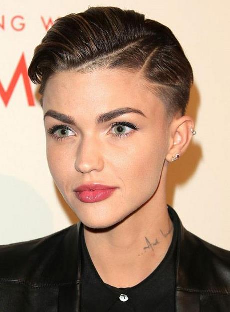 cheveux-courts-femme-2022-81 Cheveux courts femme 2022