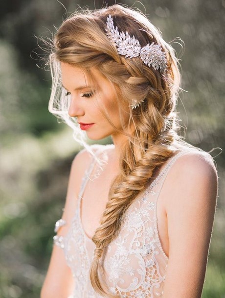 belle-coiffure-de-mariage-35_15 Belle coiffure de mariage