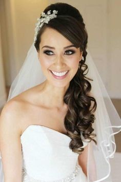 belle-coiffure-de-mariage-35_17 Belle coiffure de mariage