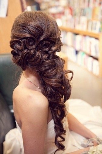 cheveux-long-coiffure-mariage-40_16 Cheveux long coiffure mariage