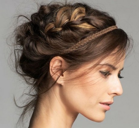 chignon-tress-cheveux-long-53 Chignon tressé cheveux long