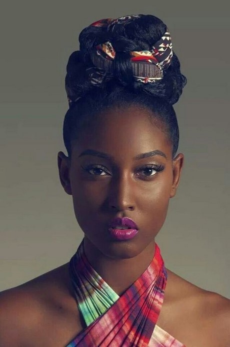 coiffure-chignon-afro-88 Coiffure chignon afro