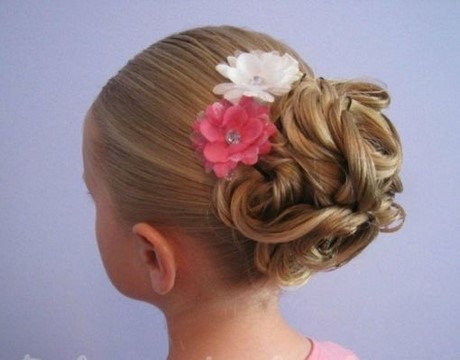 coiffure-chignon-enfant-21_2 Coiffure chignon enfant