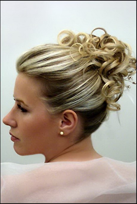 coiffure-de-mariage-pour-cheveux-long-56_14 Coiffure de mariage pour cheveux long