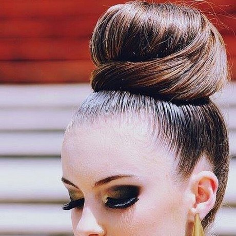 coiffure-gros-chignon-85_4 Coiffure gros chignon