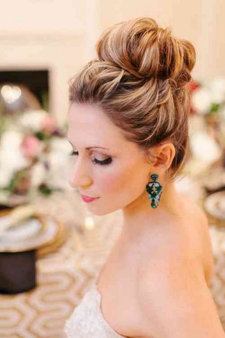 coiffure-haute-pour-mariage-69_18 Coiffure haute pour mariage