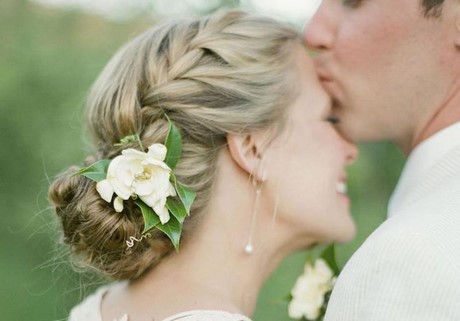 coiffure-mariage-avec-fleurs-naturelles-69_14 Coiffure mariage avec fleurs naturelles
