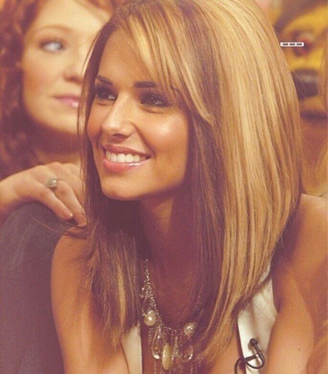 coupe-cheveux-mi-long-carre-plongeant-71 Coupe cheveux mi long carre plongeant