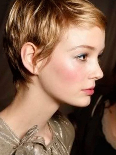 coupes-de-cheveux-tres-courtes-pour-femme-45_14 Coupes de cheveux tres courtes pour femme