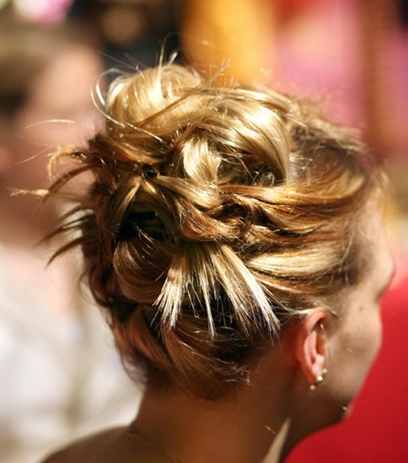 ide-coiffure-pour-un-mariage-invit-53_12 Idée coiffure pour un mariage invité