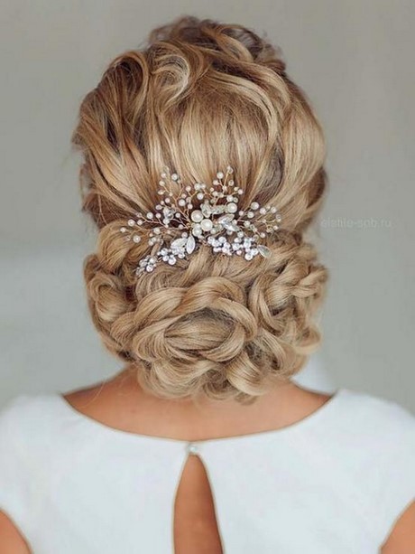 les-plus-beaux-chignons-de-mariage-50_2 Les plus beaux chignons de mariage