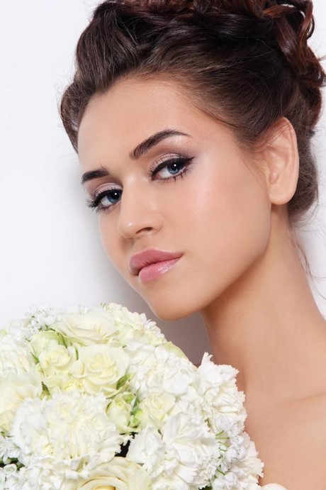 maquillage-et-coiffure-de-mariage-35_16 Maquillage et coiffure de mariage