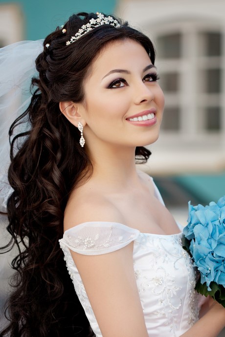 maquillage-et-coiffure-de-mariage-35_18 Maquillage et coiffure de mariage