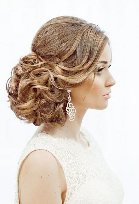 photo-coiffure-chignon-85_19 Photo coiffure chignon