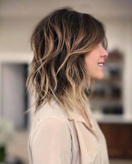 coupe-de-cheveux-tendance-2018-mi-long-38_2 Coupe de cheveux tendance 2018 mi long