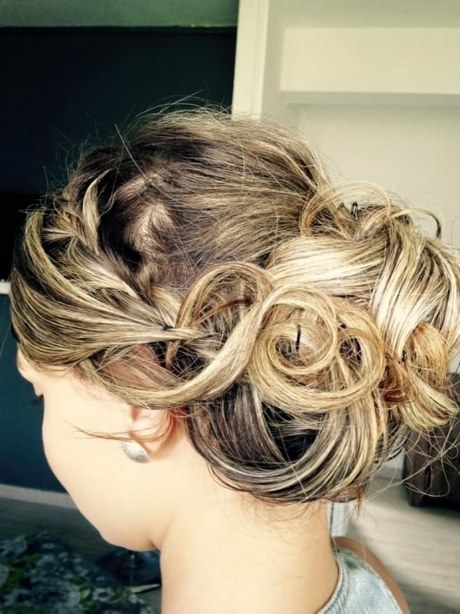 chignon-avec-tresse-mariage-26_17 Chignon avec tresse mariage