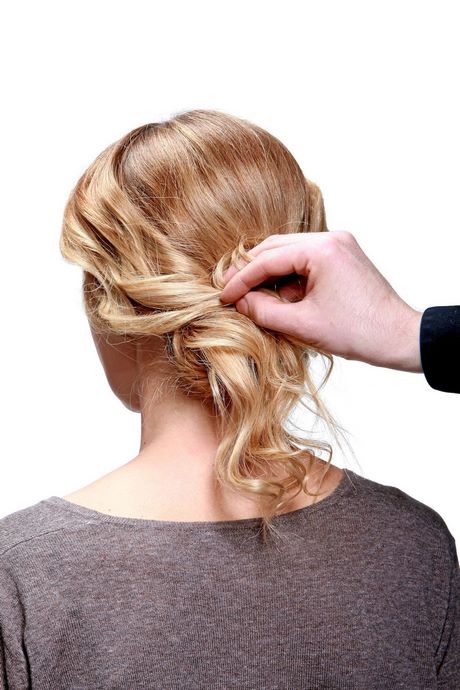 coiffure-chignon-tuto-14_15 Coiffure chignon tuto