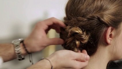 tuto-coiffure-chignon-bas-55_7 Tuto coiffure chignon bas