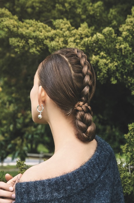 coiffure-2021-chignon-07_10 Coiffure 2021 chignon