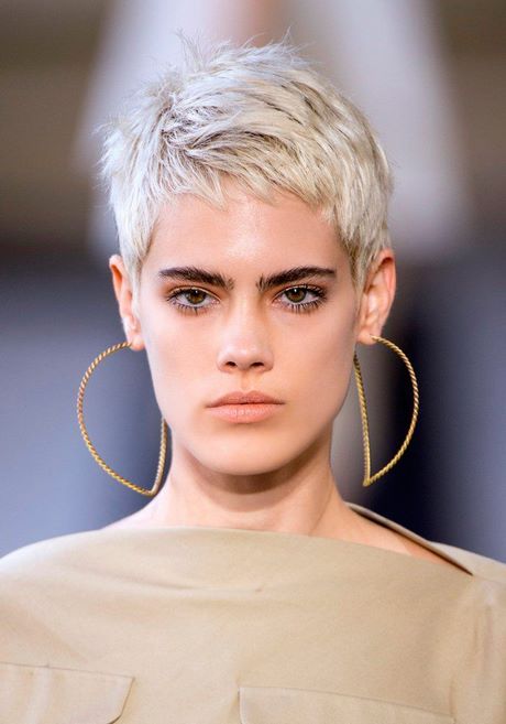 coupe-de-cheveux-courte-2021-tendance-98_4 Coupe de cheveux courte 2021 tendance