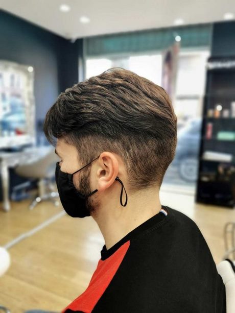 modele-coiffure-homme-2021-63_10 Modèle coiffure homme 2021