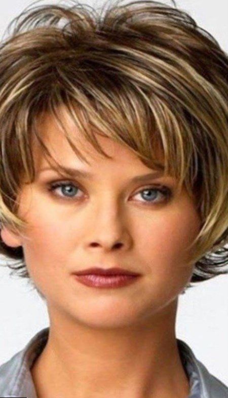 coupe-courte-femme-2022-visage-rond-14_13 Coupe courte femme 2022 visage rond