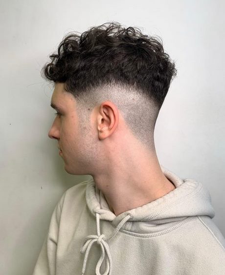 tendance-coiffure-2022-homme-55_5 Tendance coiffure 2022 homme