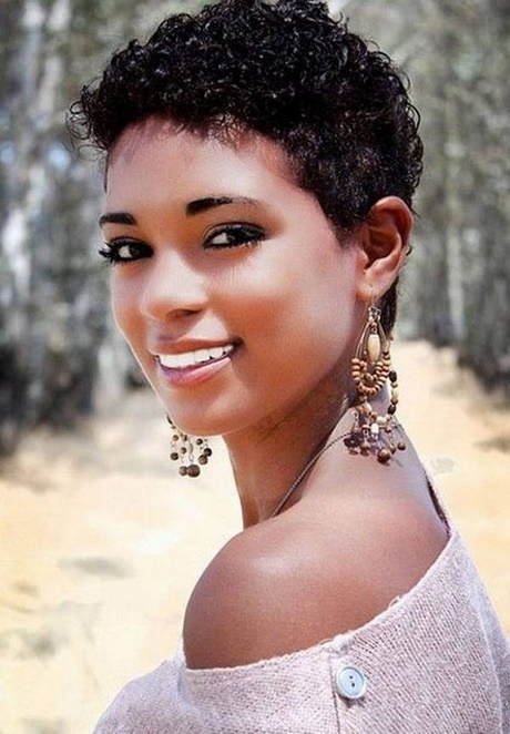 coiffure-afro-court-femme-28_6 Coiffure afro court femme