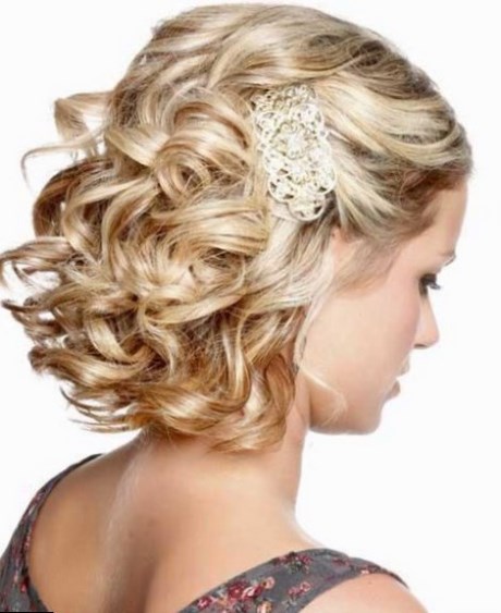 coiffure-mariage-cheveux-court-mi-long-82_9 Coiffure mariage cheveux court mi long