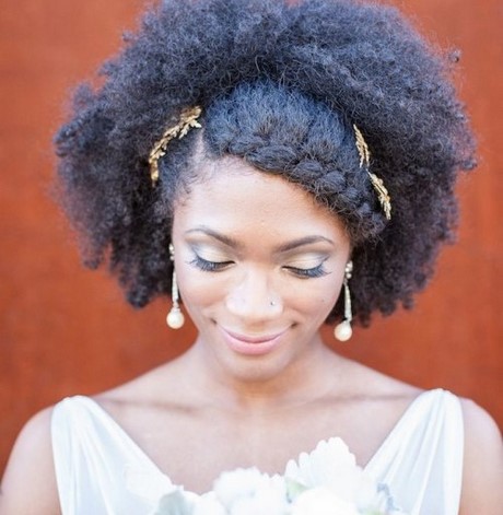 coiffure-mariage-cheveux-crepus-naturel-18_15 Coiffure mariage cheveux crépus naturel