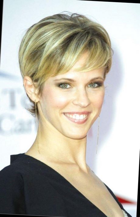 modele-de-coiffure-courte-pour-femme-de-50-ans-33_3 Modele de coiffure courte pour femme de 50 ans