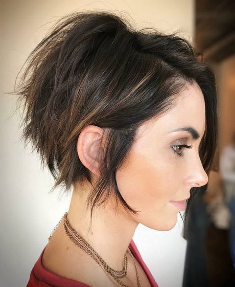 tendances-coiffure-2018-cheveux-courts-33_10 Tendances coiffure 2018 cheveux courts