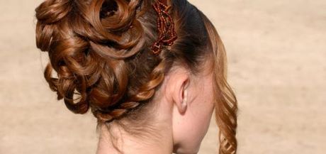 chignon-banane-simple-31_14 Chignon banane simple