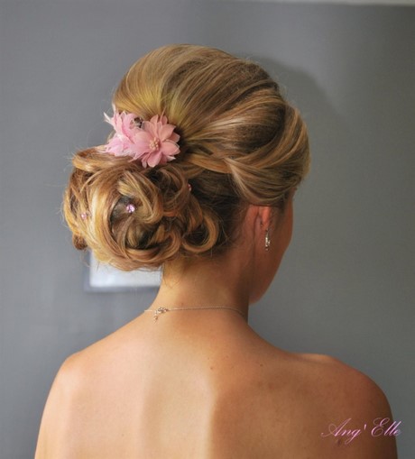 chignon-bas-classique-82_18 Chignon bas classique