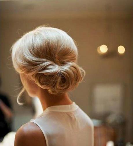 chignon-bas-classique-82_7 Chignon bas classique