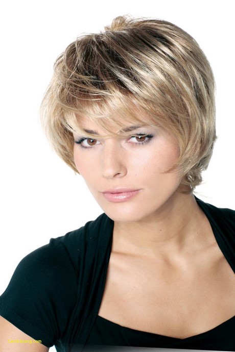 coiffure-courte-pour-femme-de-60-ans-79_13 Coiffure courte pour femme de 60 ans